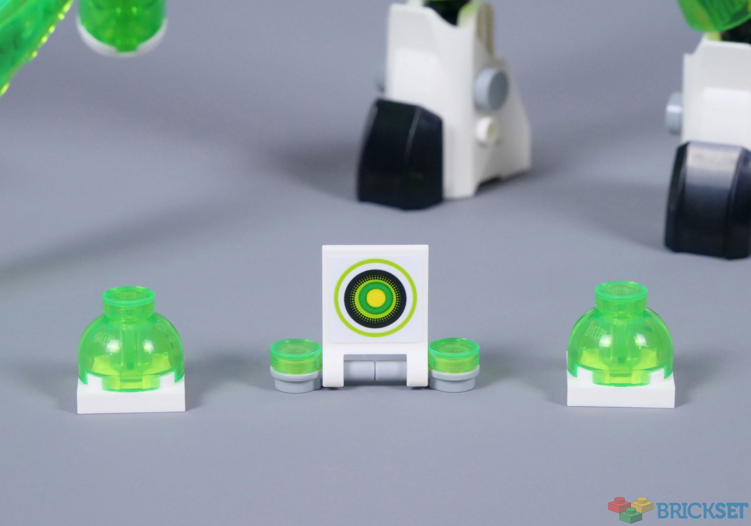 LEGO Dreamzzz 71454 Mateo and Z-Blob the Robot review | Brickset